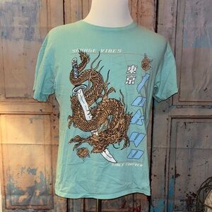 Young & Wild Graphic Tee with Dragon Design men’s Lg